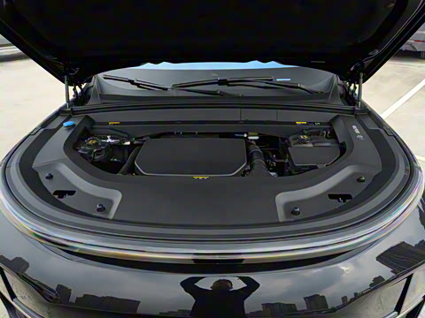 2025�� Ultra ���ܻ��°�