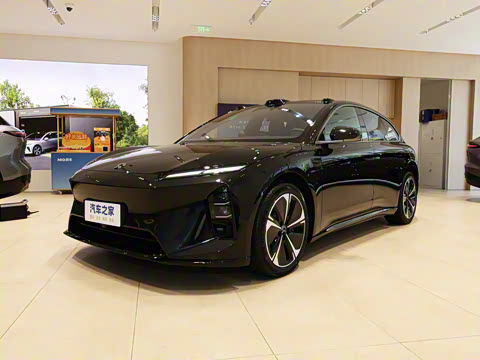 2025�� 75kWh Touring