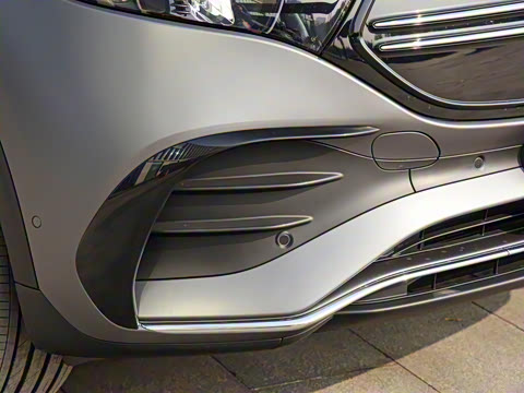 2022�� EQA 300 4MATIC �׷��ر��