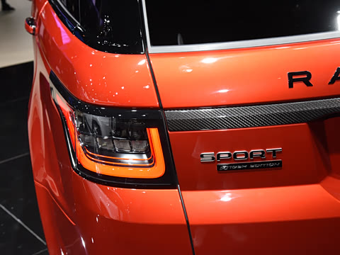 2022�� 3.0 L6 �������İ�