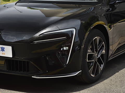 2025�� Pro�����