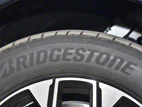 2025�� 350 e L 4MATIC ��ذ�