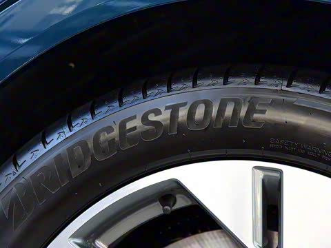 2019�� 55 quattro ������