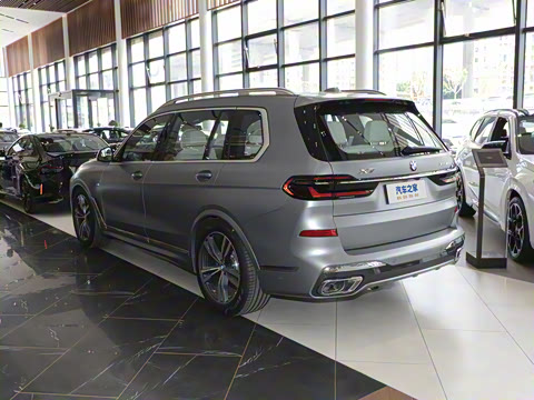 2024�� xDrive40i ������M�˶���װ