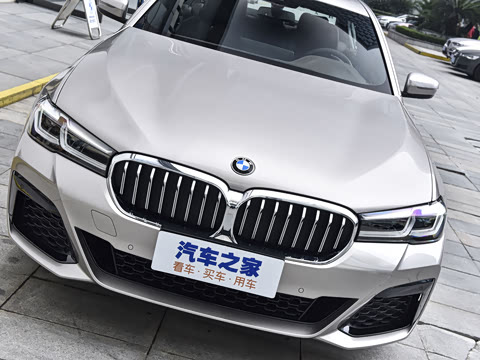 2022�� �Ŀ� 530Li ������ M�˶���װ