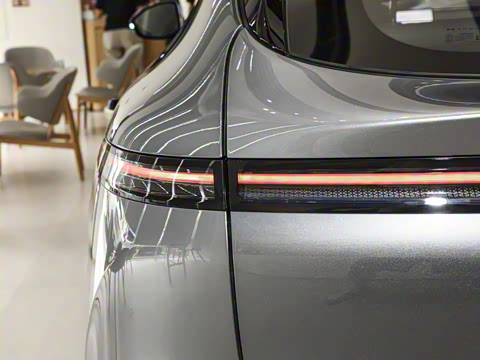 2025�� 725 �������� Max �콢��