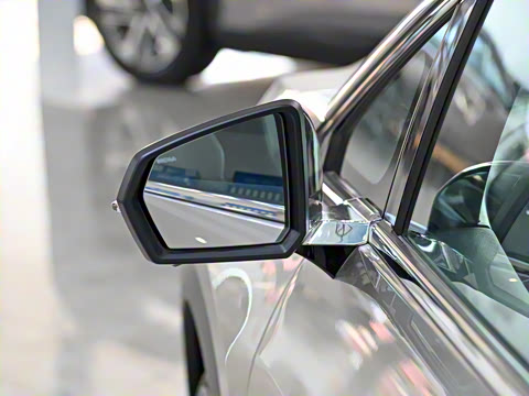 2024�� Plus 70 �Ƽ��� �������