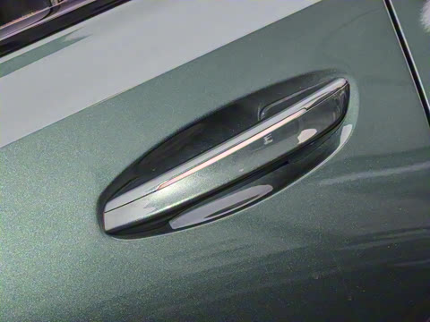 2025�� 2.0T ������