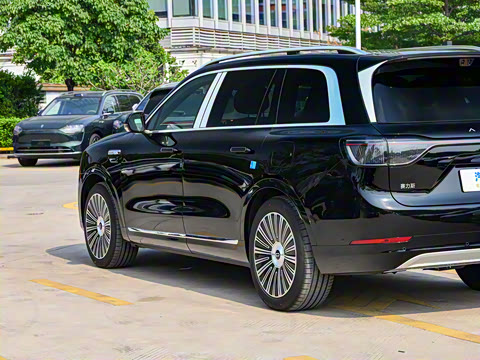 2025�� ���� Max�� 52kWh 5����