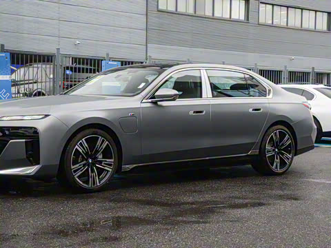 2023�� eDrive50L ����M�˶���װ