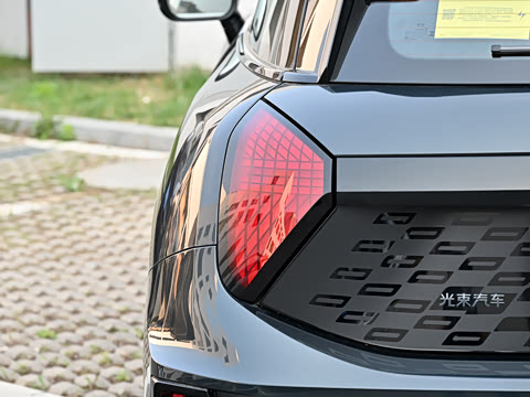 2025�� JOHN COOPER WORKS