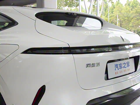 2025�� Max �����