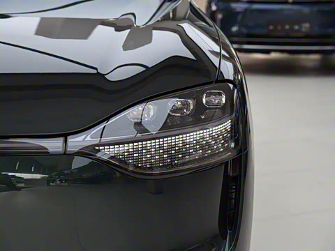 2025�� ���� Max�� 100kWh 6����