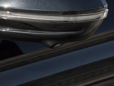 2025�� 2.0T ��������� 7��