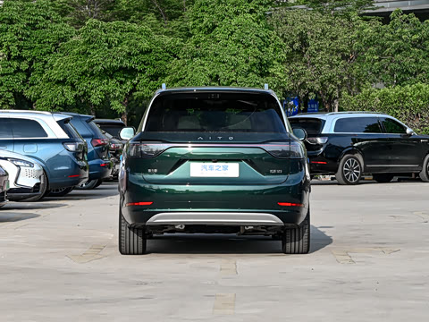 2025�� ���� Max�� 52kWh 6����