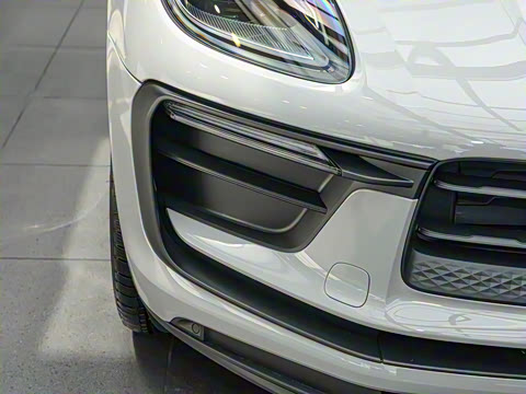 2025�� Macan 2.0T ���ΰ�