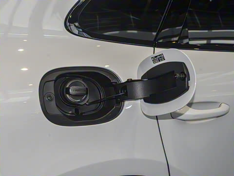 2025�� Macan 2.0T ���ΰ�