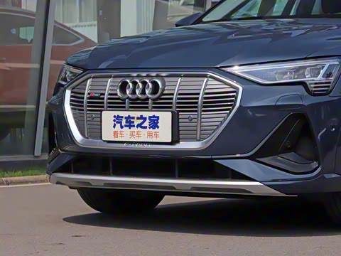 2021�� Sportback 55 quattro ������