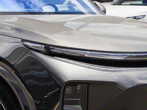 2025�� Ultra ���ܻ��°�