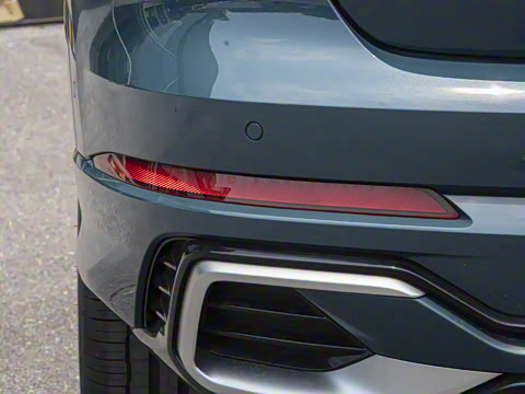 2025�� quattro 45�����ذ� 40TFSI ʱ�ж�����