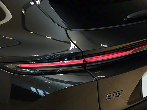 2025�� 75kWh Touring