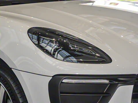 2025�� Macan 2.0T ���ΰ�