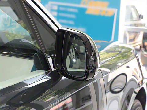 2025�� 3.0 L6 400PS ʢ���ӳ��� ����