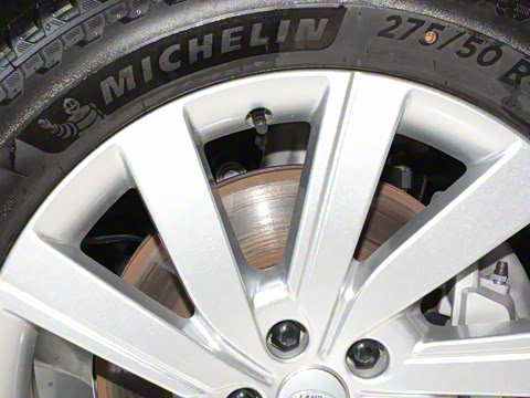 2025�� 3.0 L6 400PS ʢ���ӳ��� ����