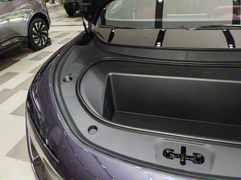 2025�� �Ŀ� Max�����