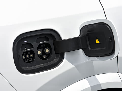 2025�� Pro ���ܻ��°�