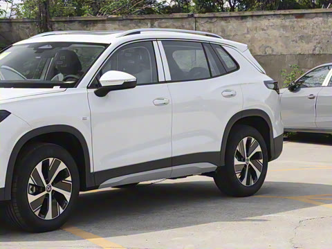 2025�� ̽��L 300TSI ������Ӣ