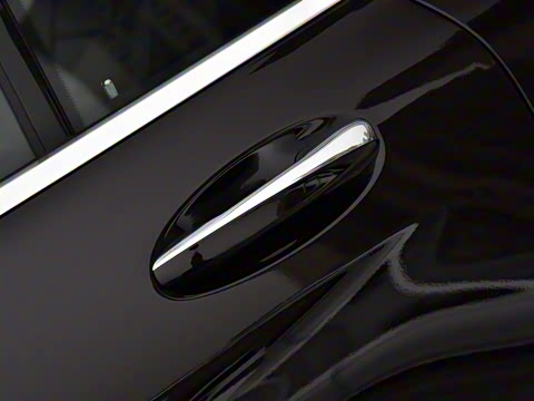 2022�� GLC 260 L 4MATIC ������