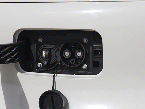 2025�� Pro 201km ���ư�