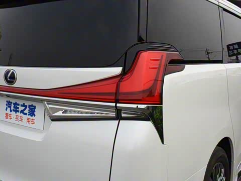 2020�� 300h ����������