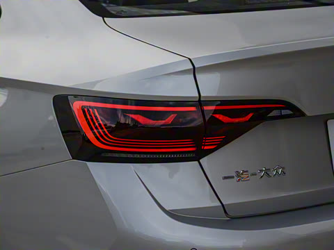 2025�� �Ŀ��� 300TSI DSG��Խ��