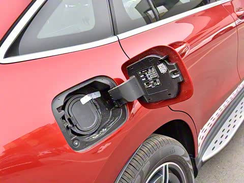 2020�� EQC 400 4MATIC