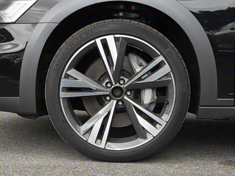 2025�� allroad quattro 55 TFSI ��̽�ռ�