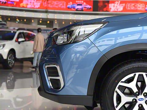 2019�� 2.0i ������