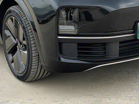 2025�� Ultra ���ܻ��°�