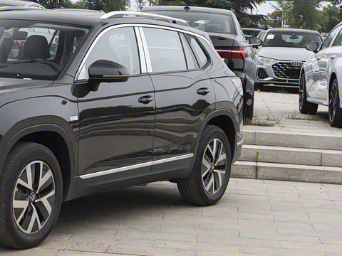 2025�� �Ŀ� ������ 300TSI