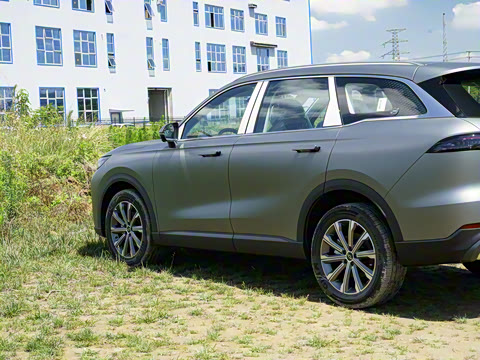 2025�� 2.0T ��������� 7��