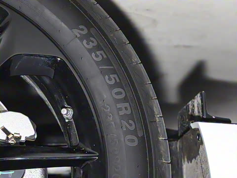 2025�� 117km ��ΪPLUS��