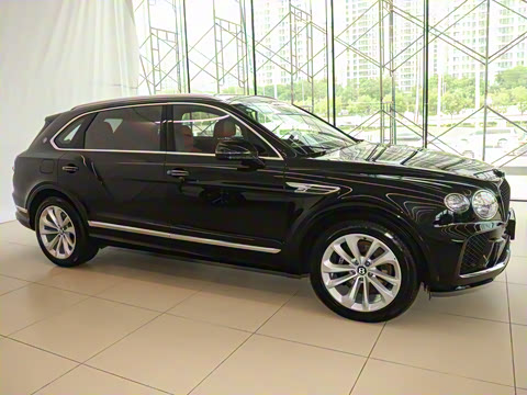 2026�� 4.0T V8 ������