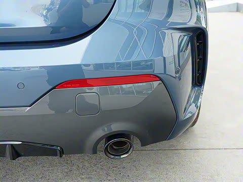 2021�� 425i M�˶���ҹ��