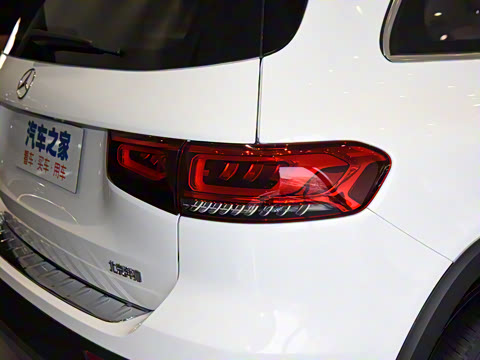 2021�� GLB 200 ������