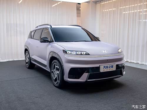 2025款 两驱TECH版 64.2kWh