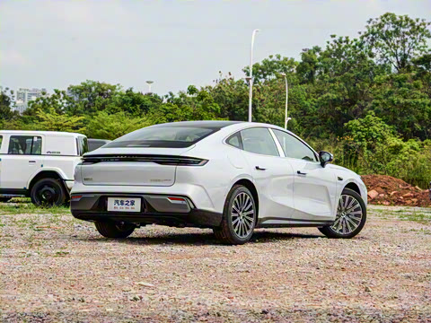 2025�� 130km EM-P ̽����