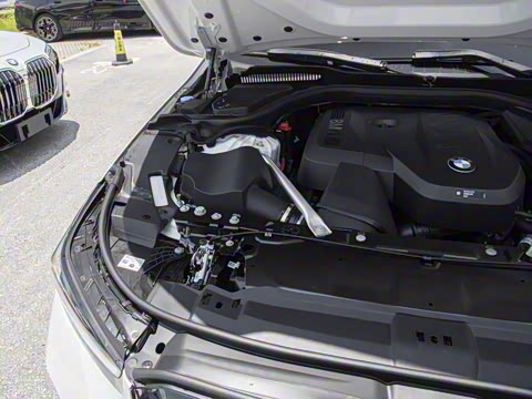 2025�� 525Li M�˶���װ