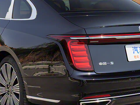 2025�� 2.0T ����������������� 5��