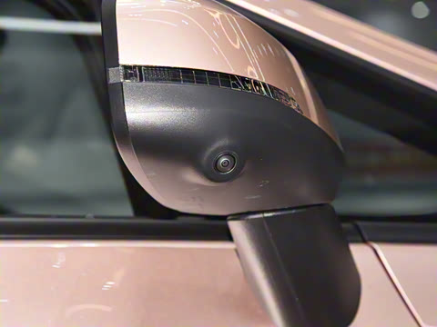 2022�� Plus 70 �Ƽ���